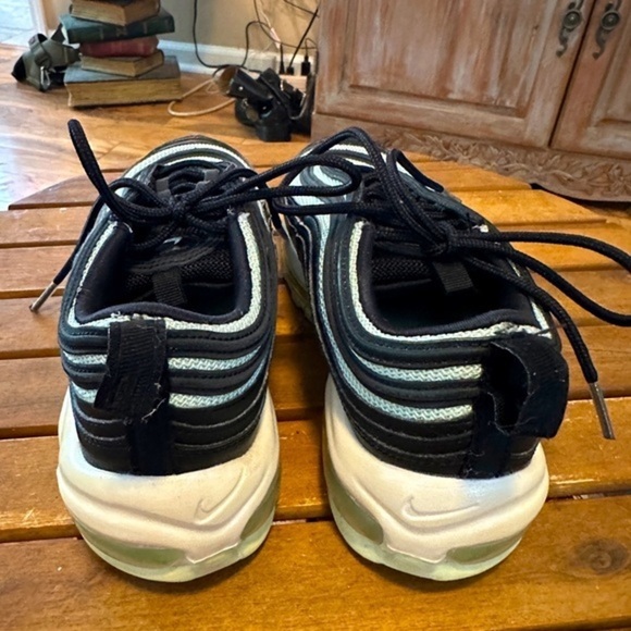Nike Air Max 97 Womens size 7 - 921733-012 - EUC. Color: Back Igloo - Picture 5 of 7